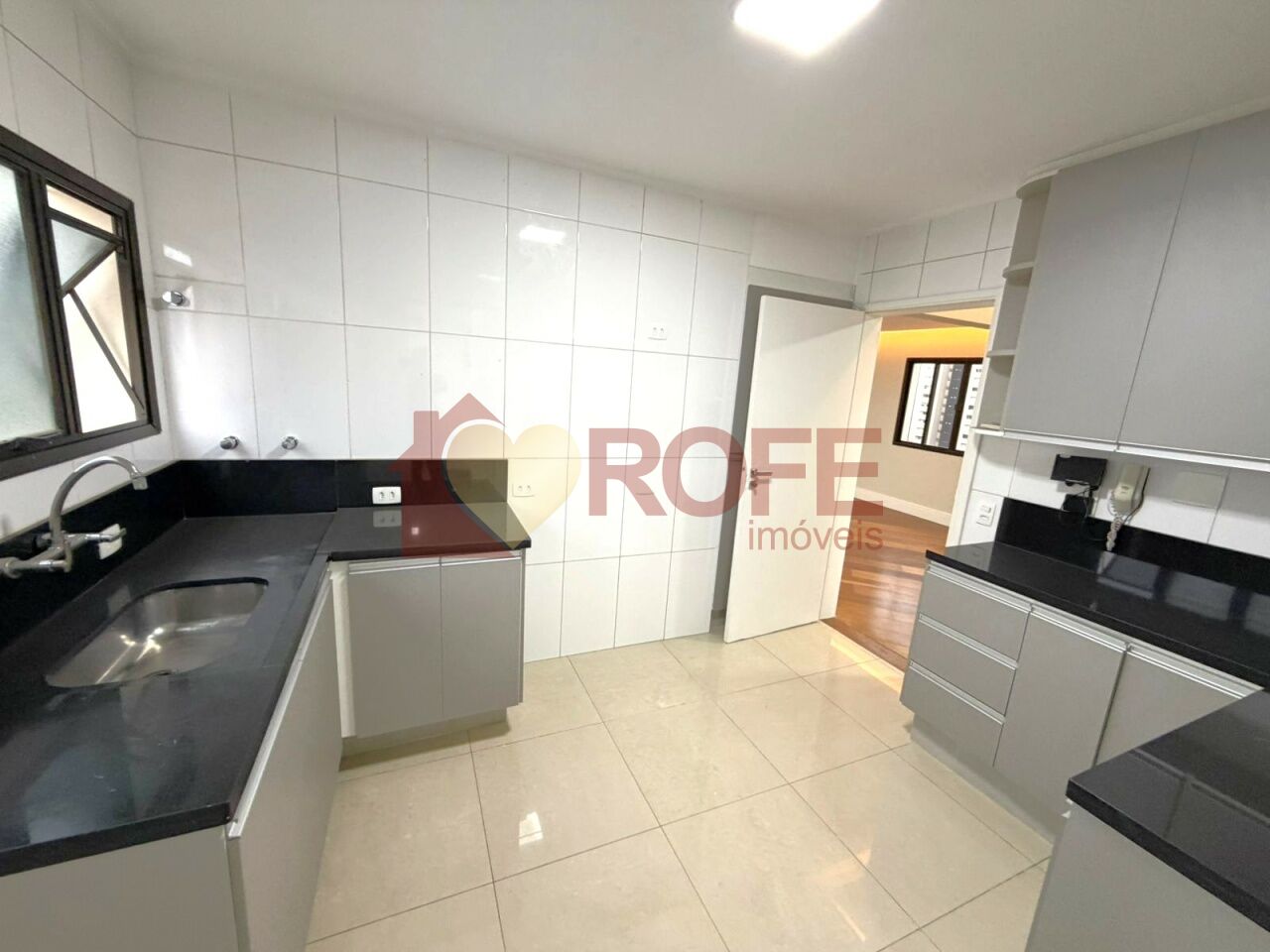 Foto 8 - RF46029