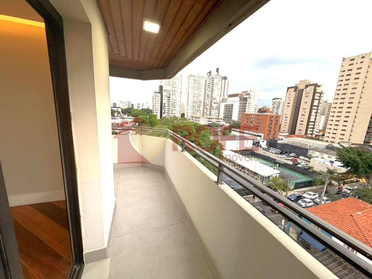 Foto 16 - RF46029