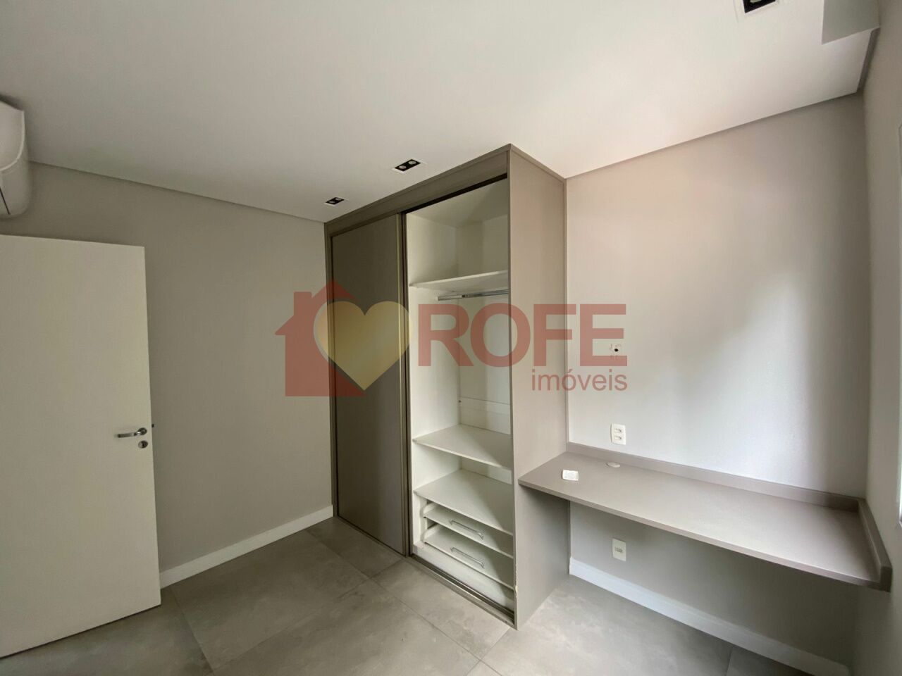 Foto 15 - RF46032