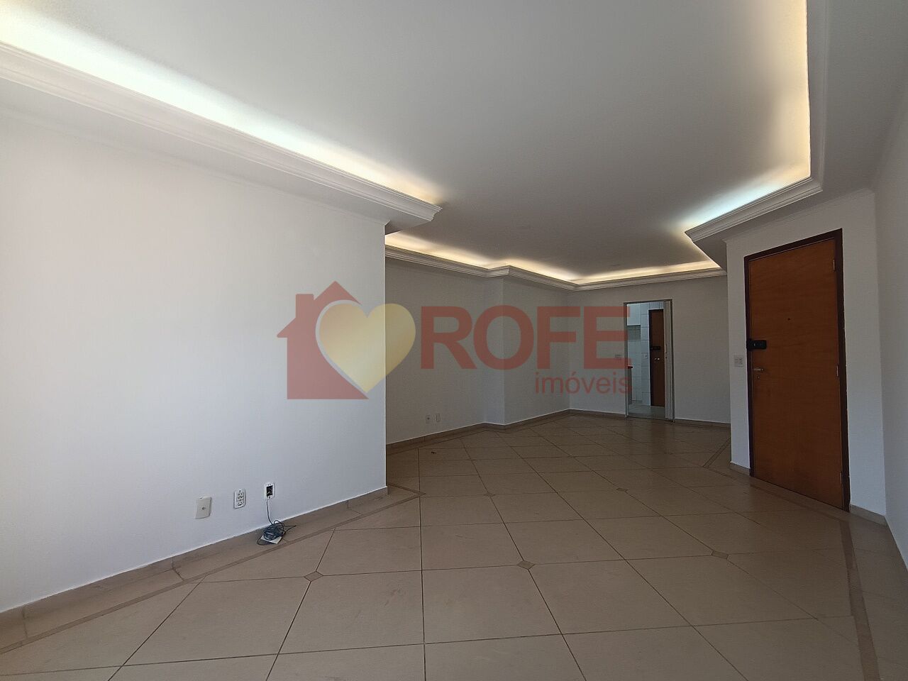 Foto 6 - RF46076