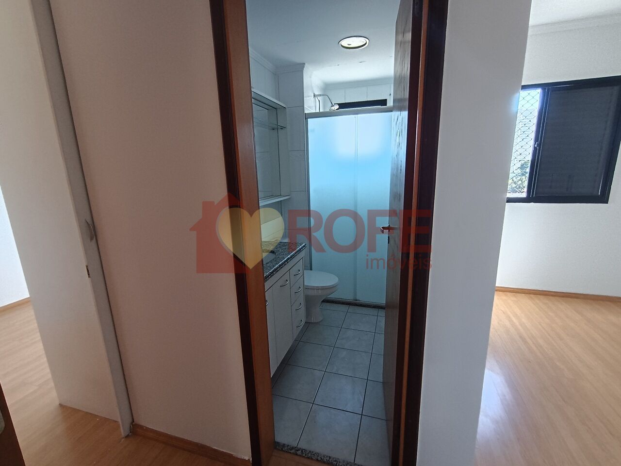 Foto 13 - RF46076