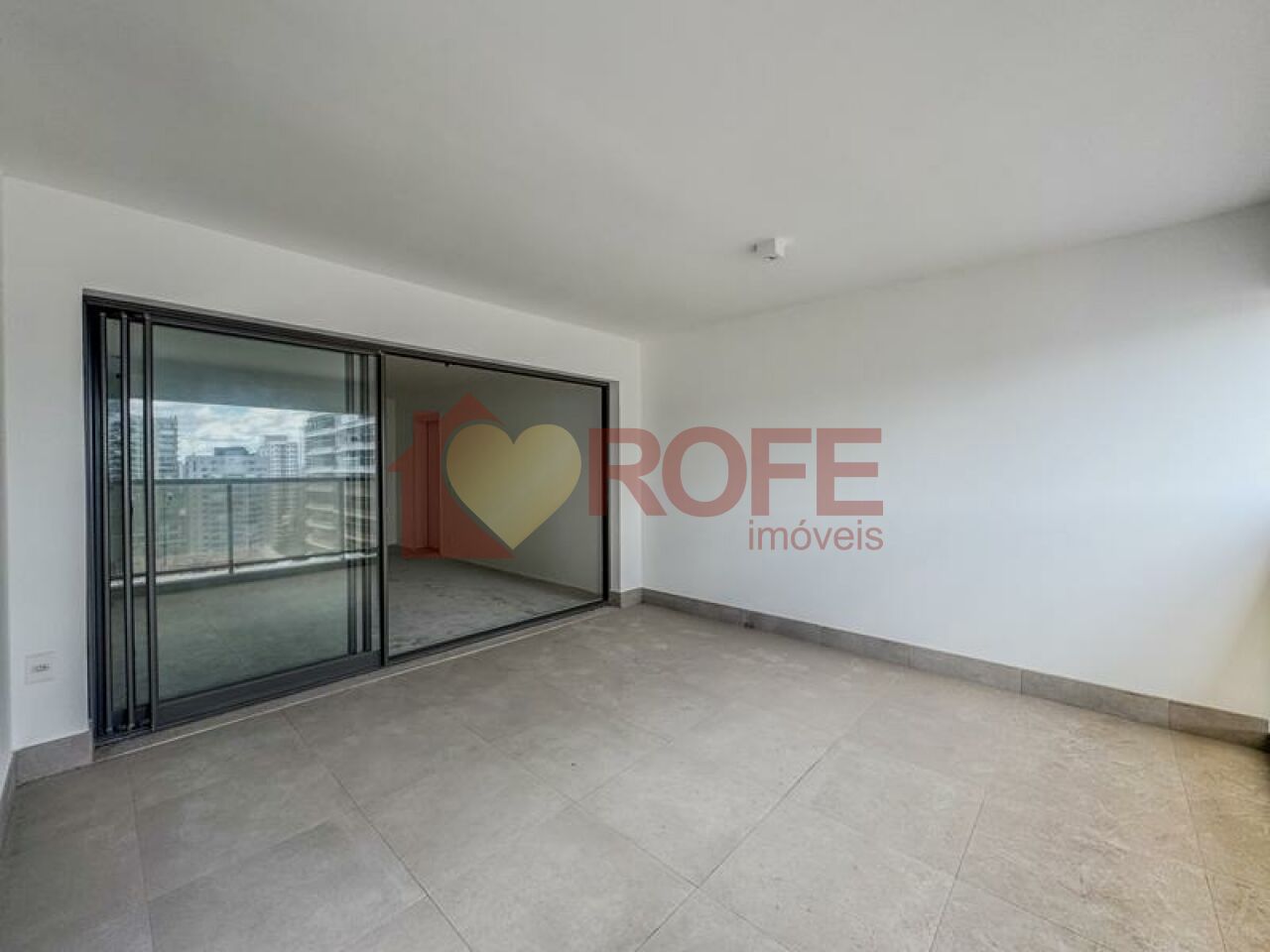 Foto 6 - RF46081