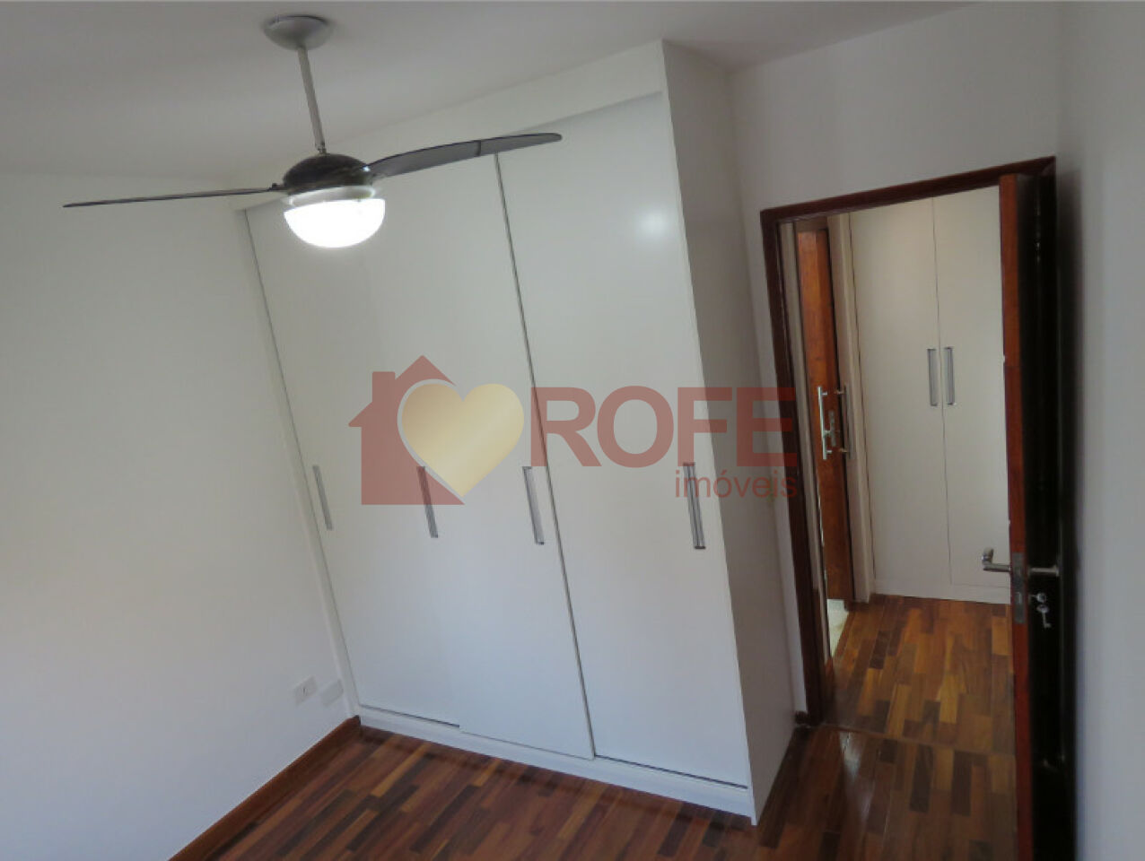 Foto 6 - RF46122