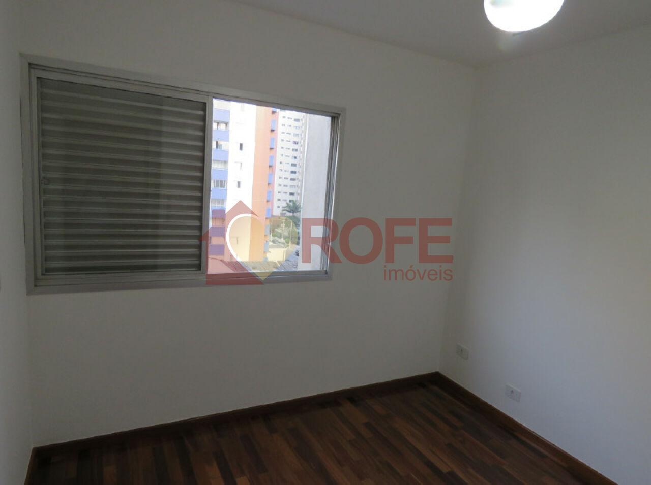 Foto 8 - RF46122