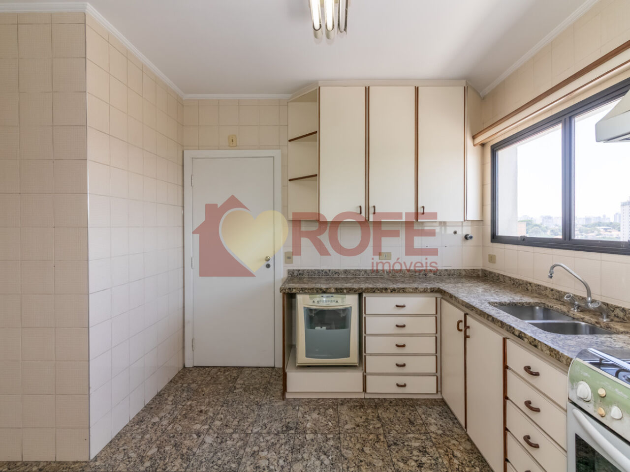 Foto 38 - RF46144