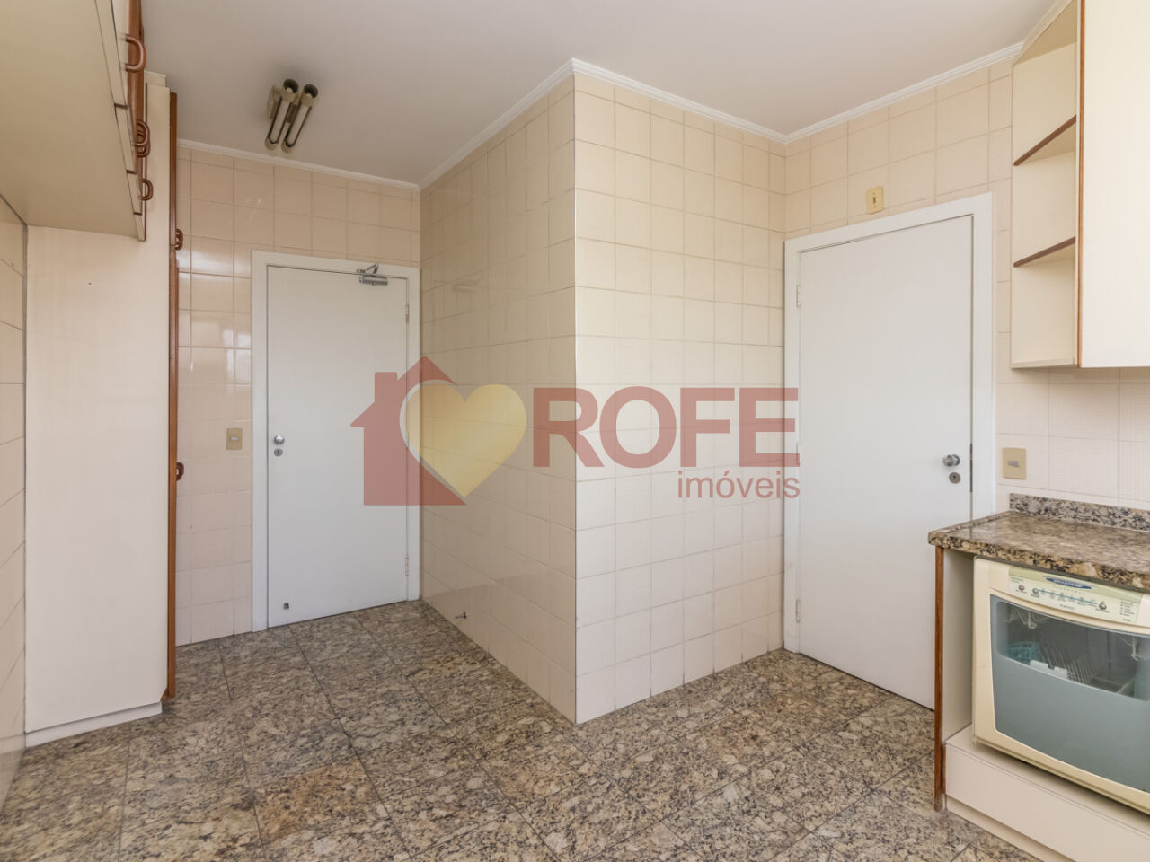 Foto 40 - RF46144
