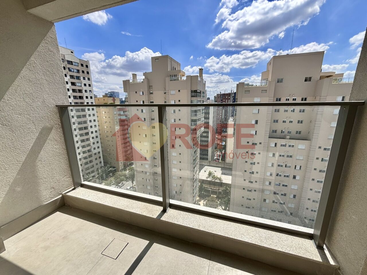 Foto 30 - RF46160