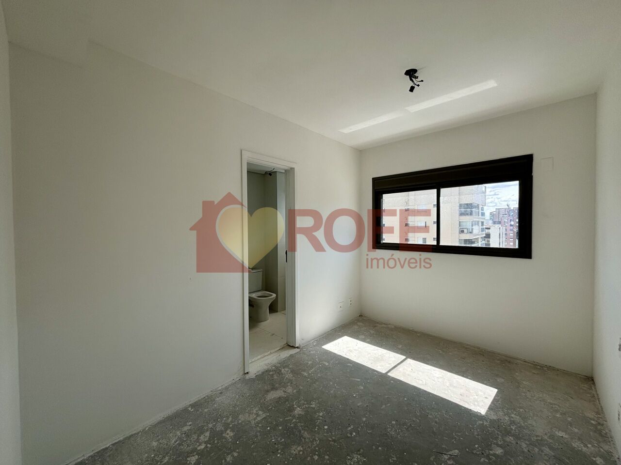 Foto 31 - RF46160