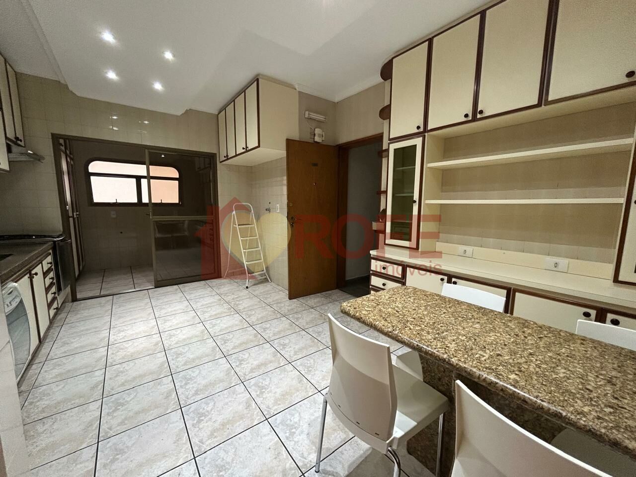 Foto 5 - RF46164