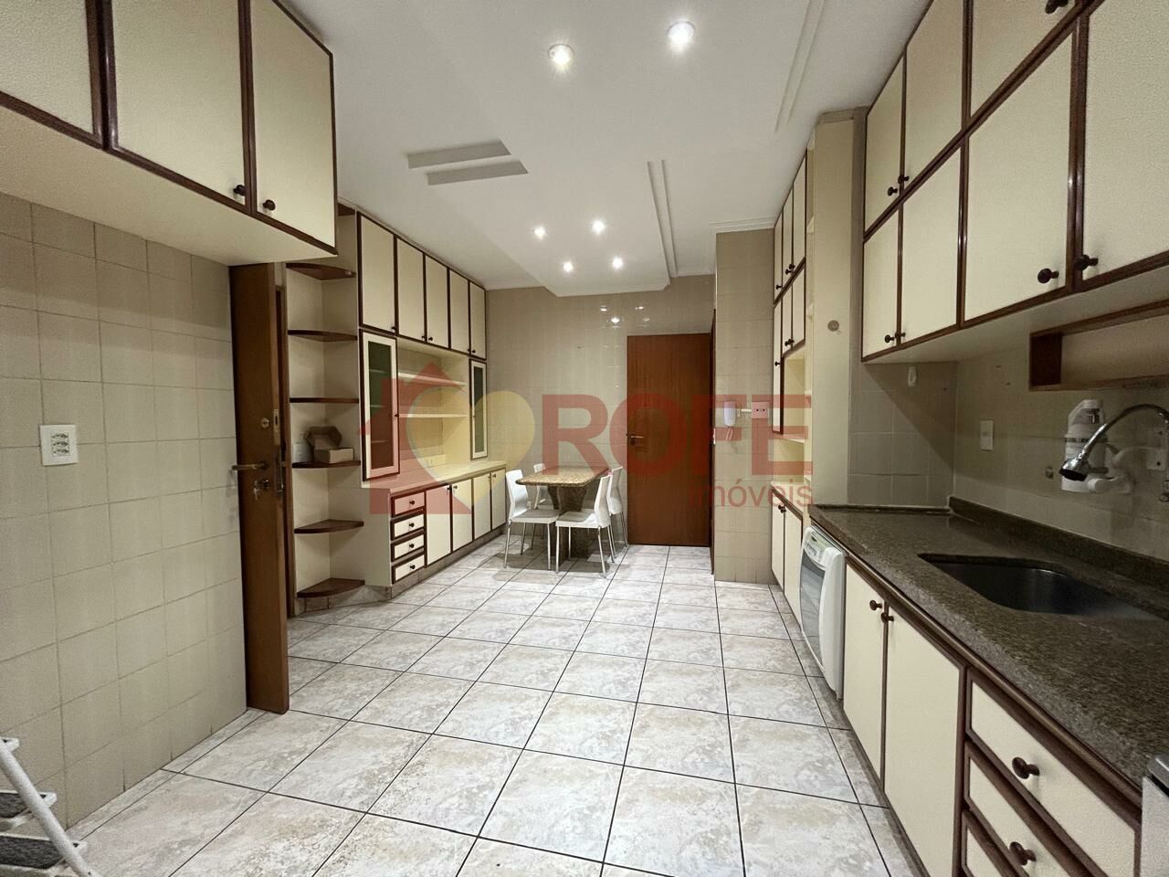 Foto 12 - RF46164