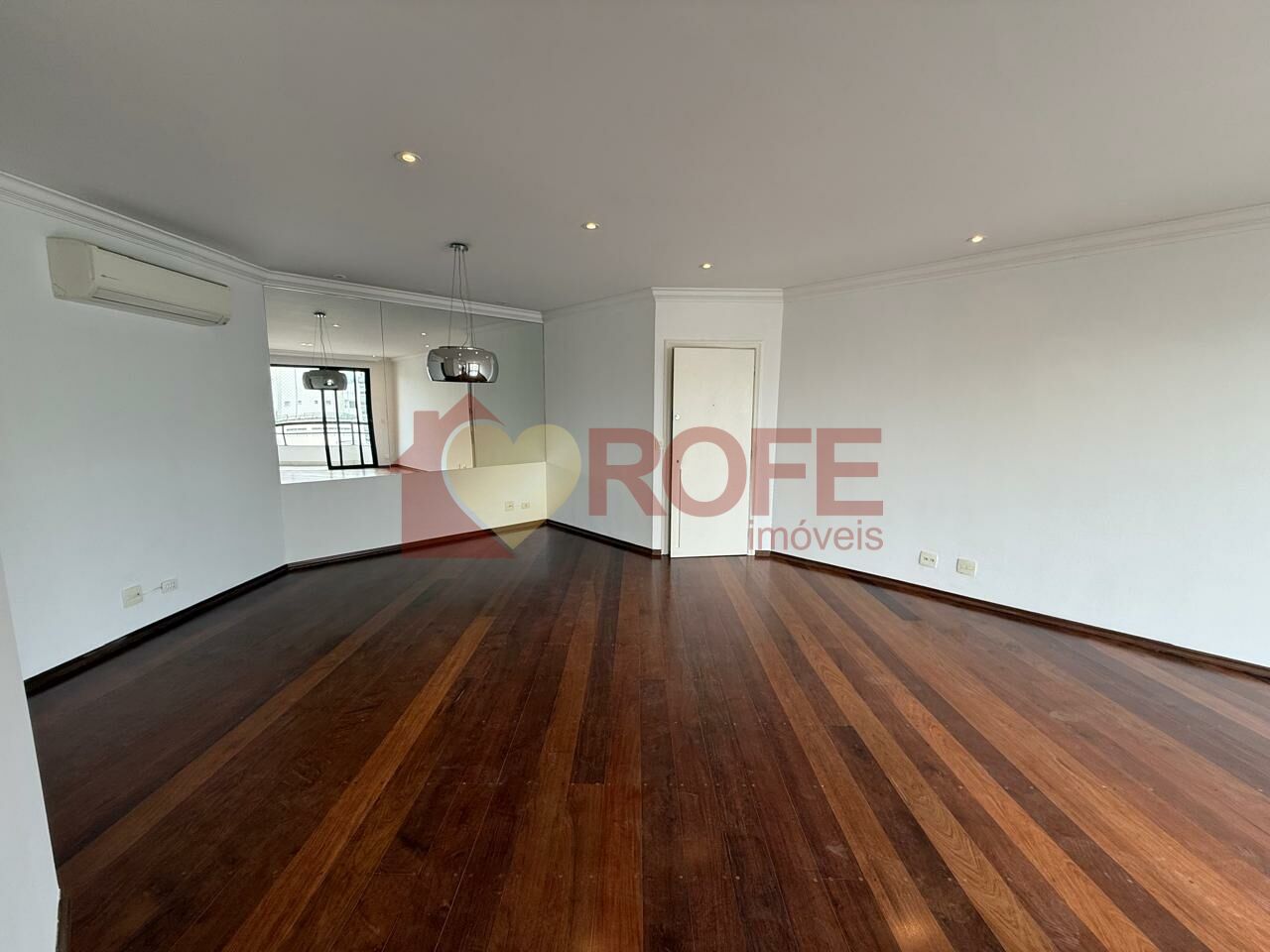 Foto 2 - RF46175