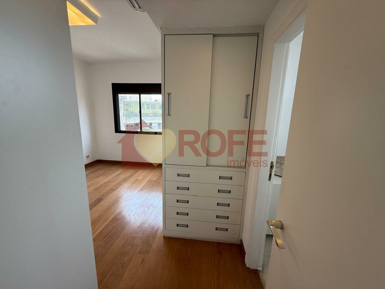 Foto 13 - RF46175