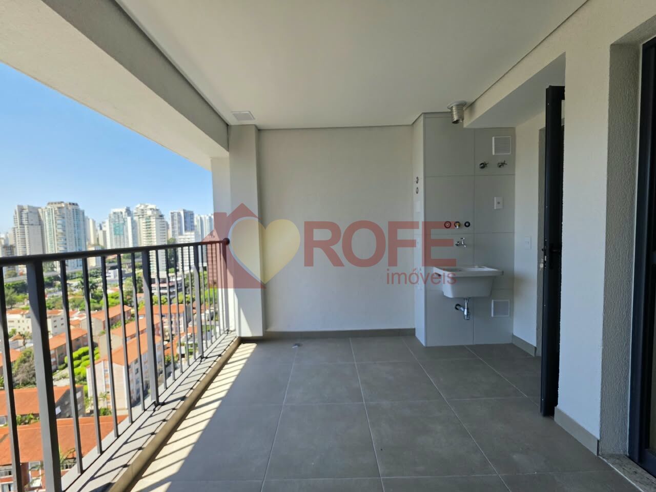 Foto 3 - RF46183