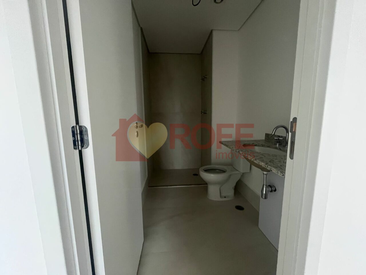 Foto 15 - RF46187