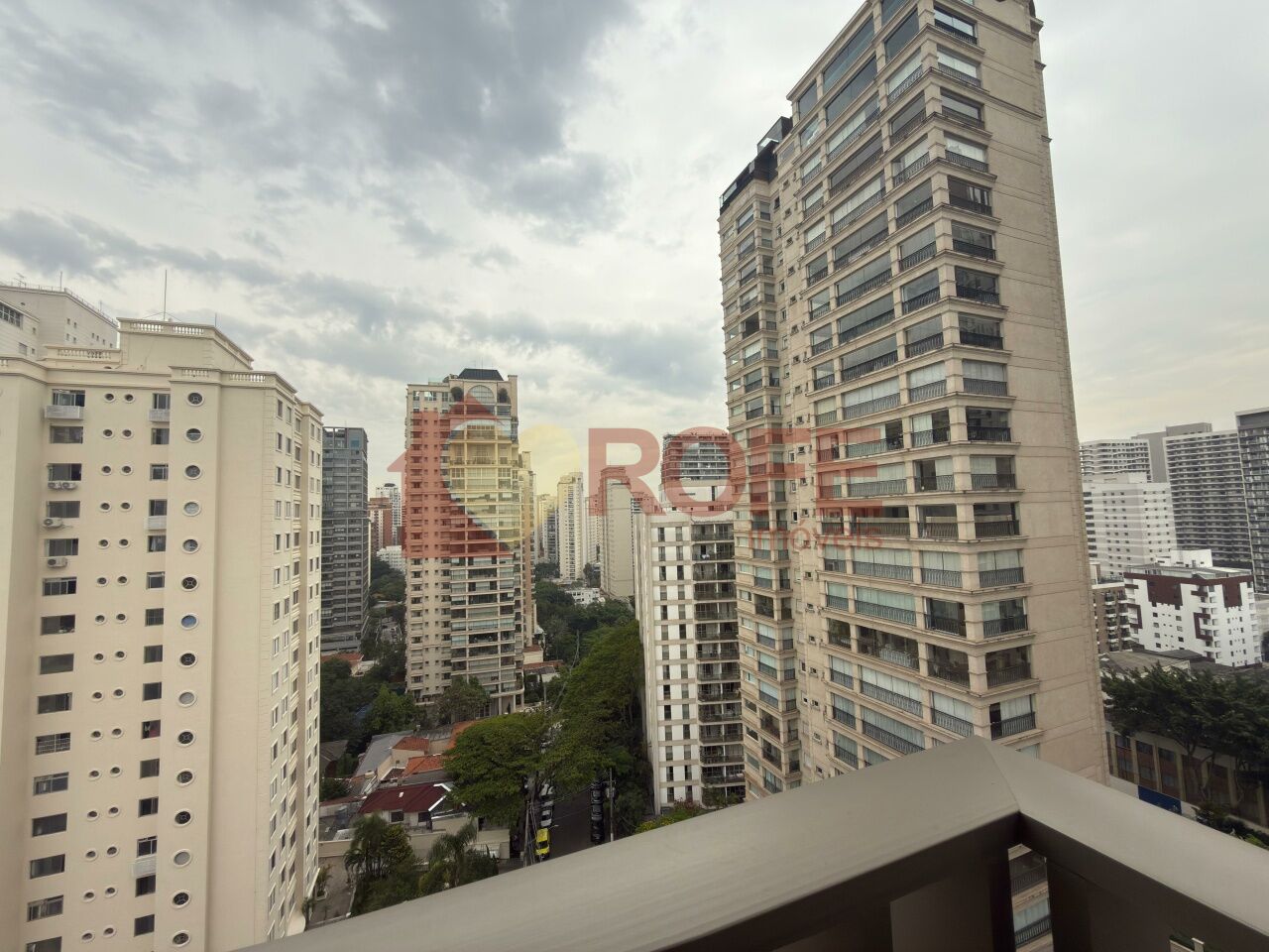 Foto 4 - RF46313