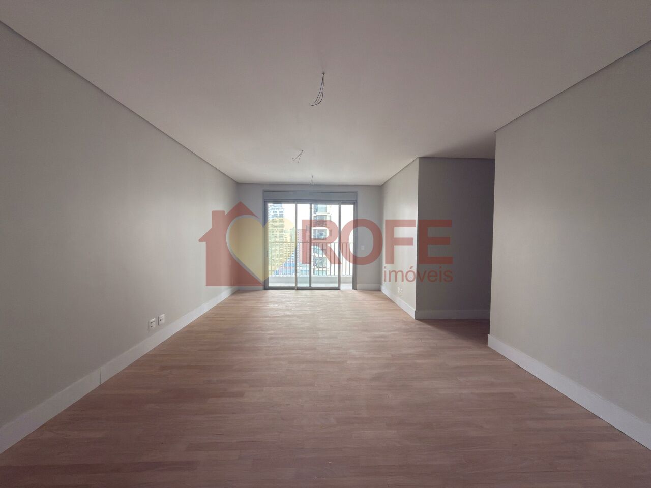 Foto 16 - RF46313