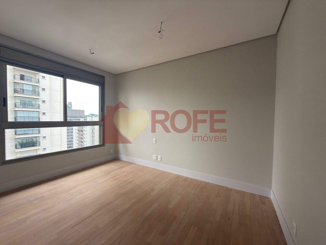 Foto 19 - RF46313