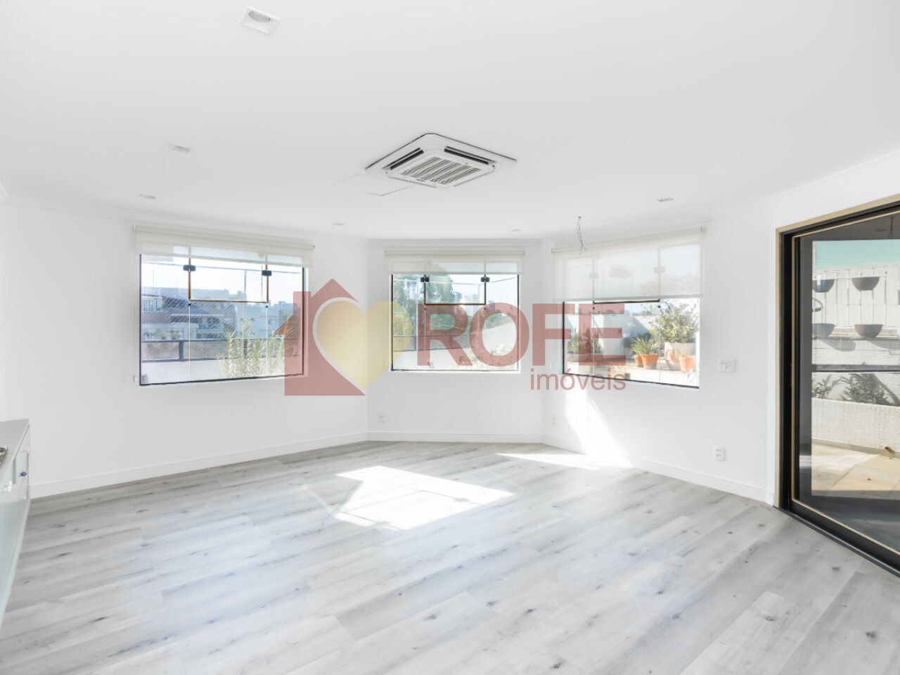 Foto 5 - RF46316