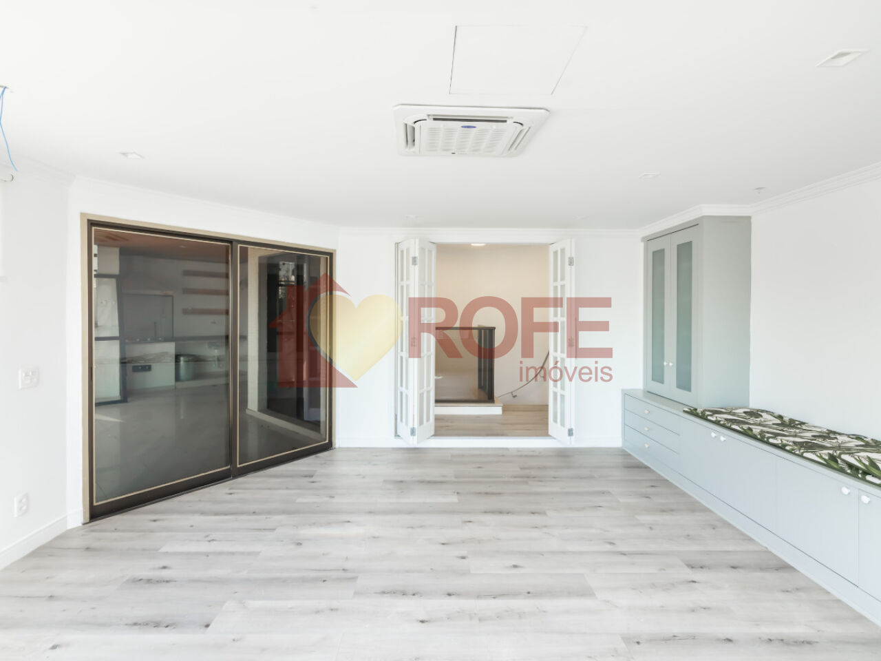 Foto 8 - RF46316