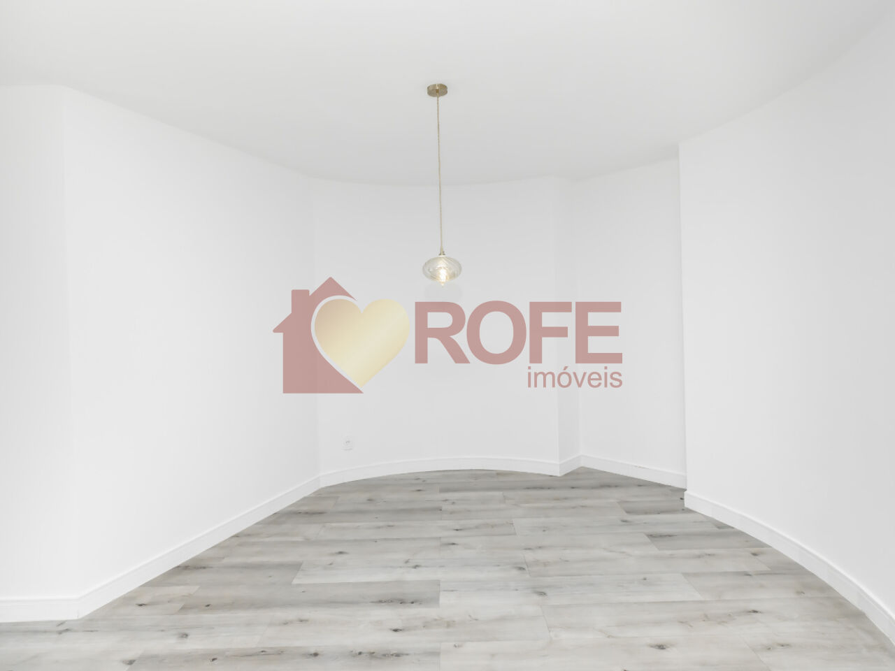 Foto 15 - RF46316