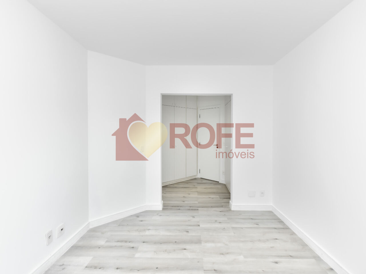 Foto 19 - RF46316