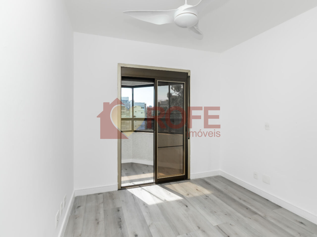 Foto 23 - RF46316