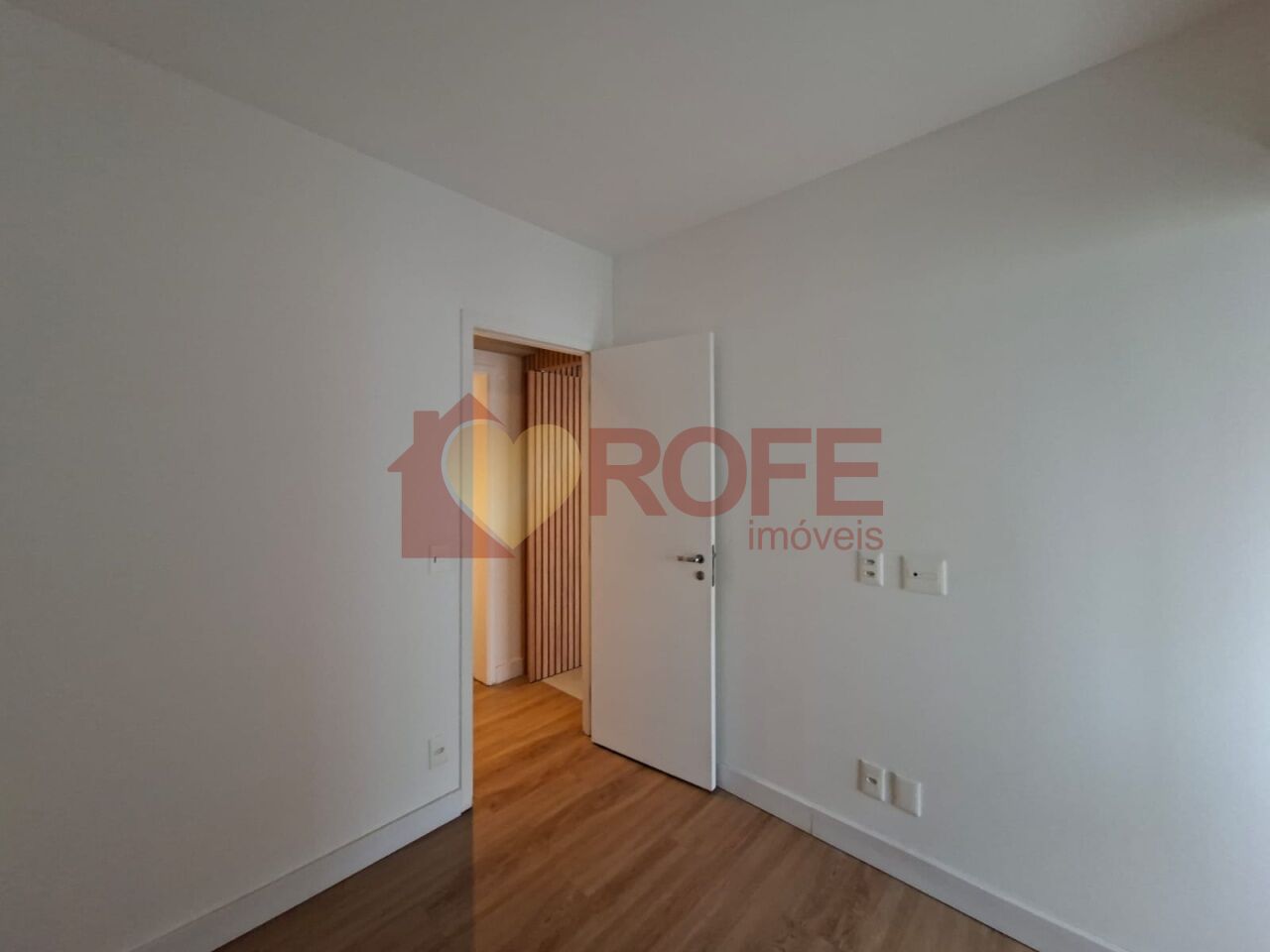 Foto 19 - RF46331