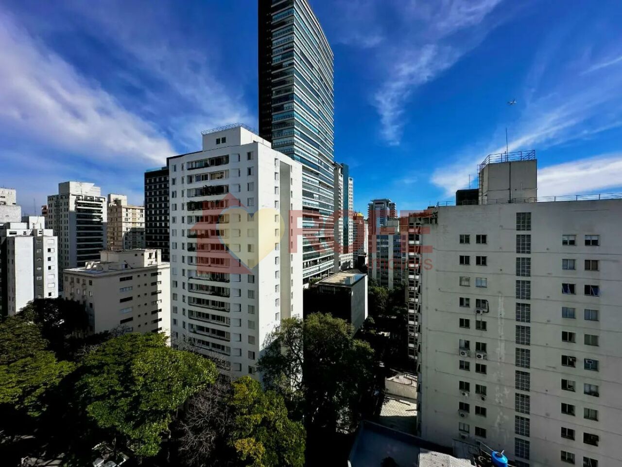 Foto 19 - RF46347