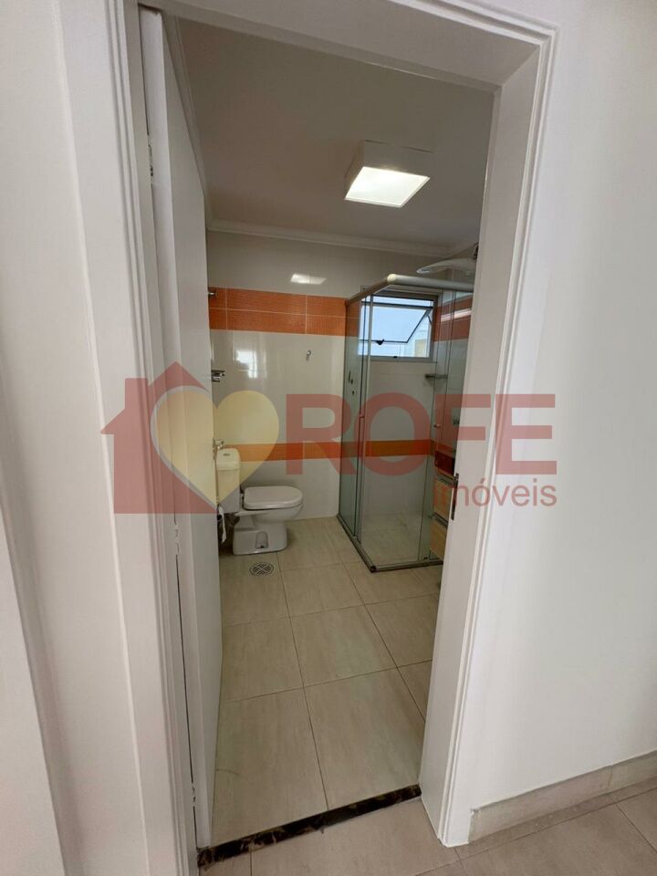 Foto 13 - RF46352