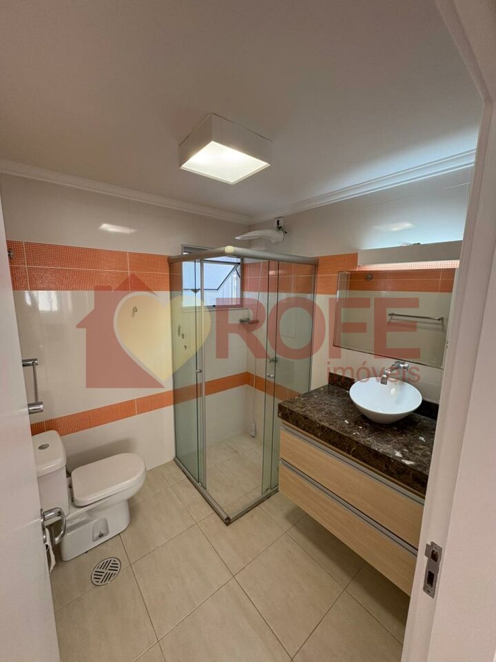 Foto 15 - RF46352