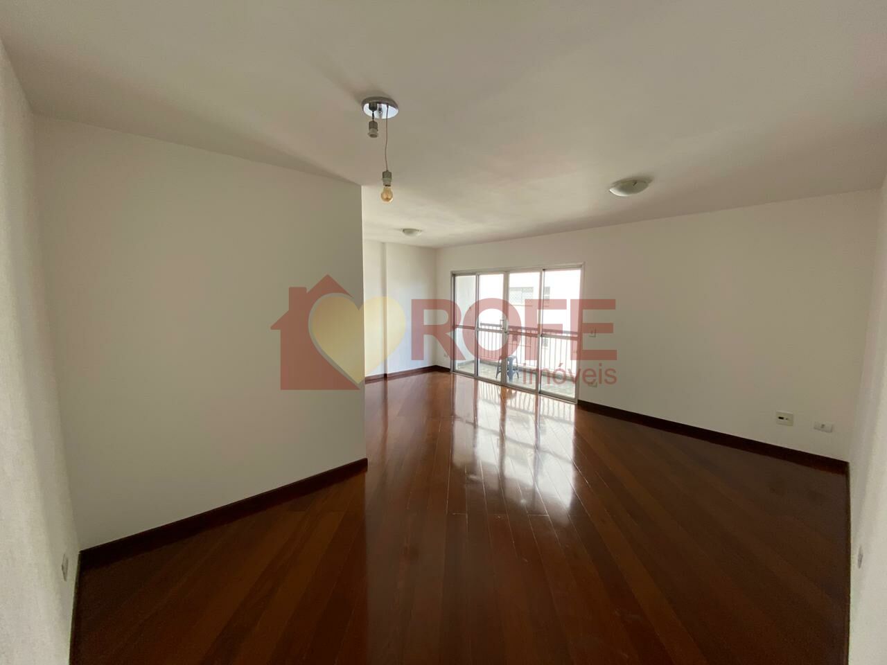 Foto 2 - RF46370