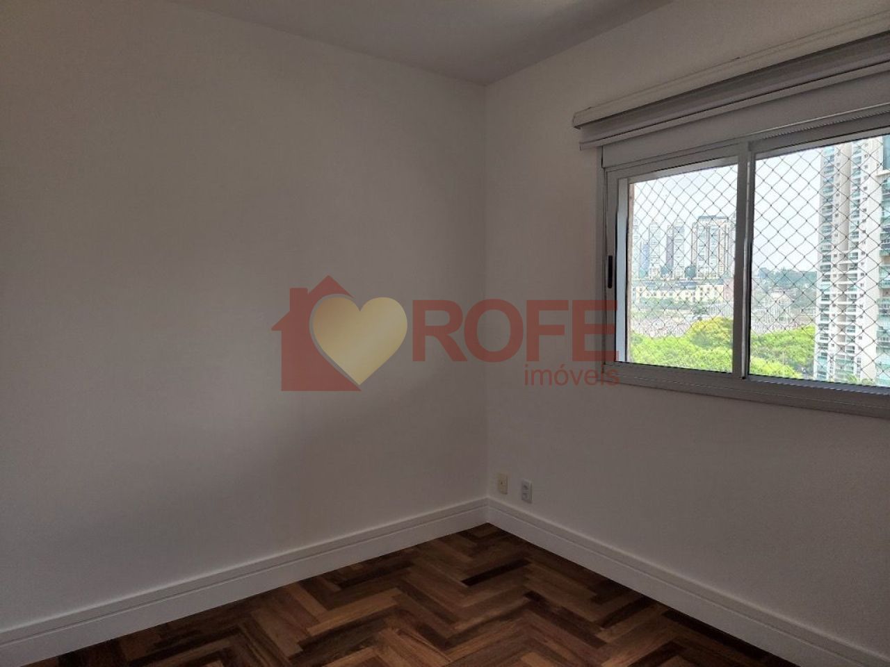 Foto 13 - RF4638