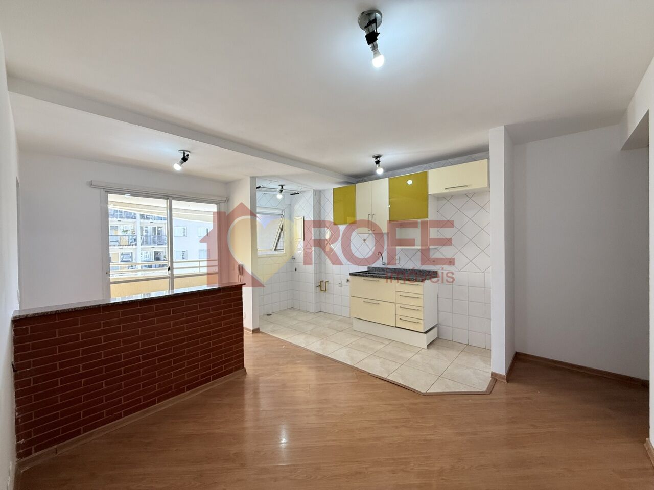 Foto 2 - RF46413