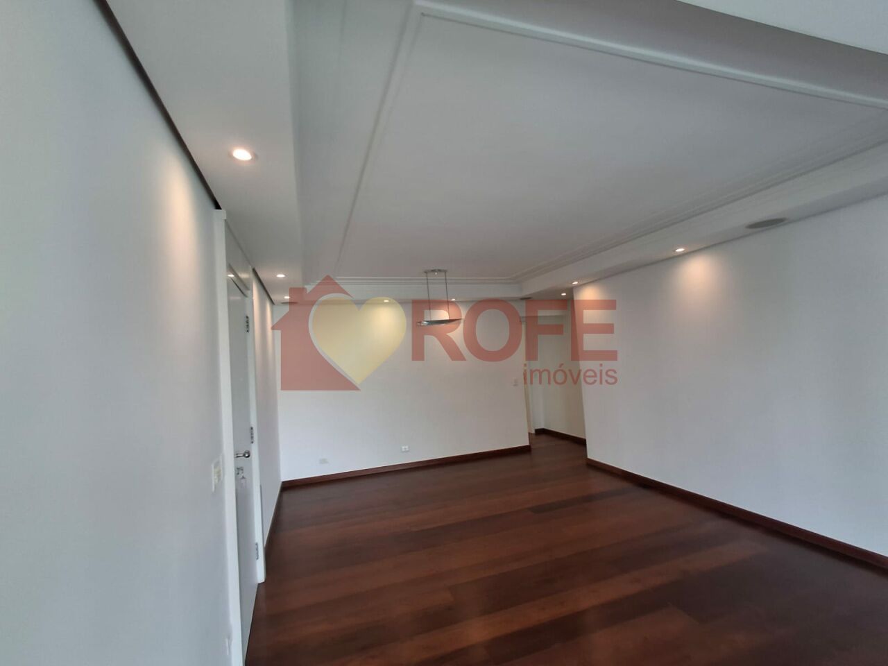 Foto 4 - RF46423
