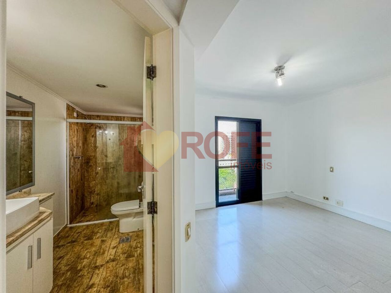 Foto 33 - RF46435
