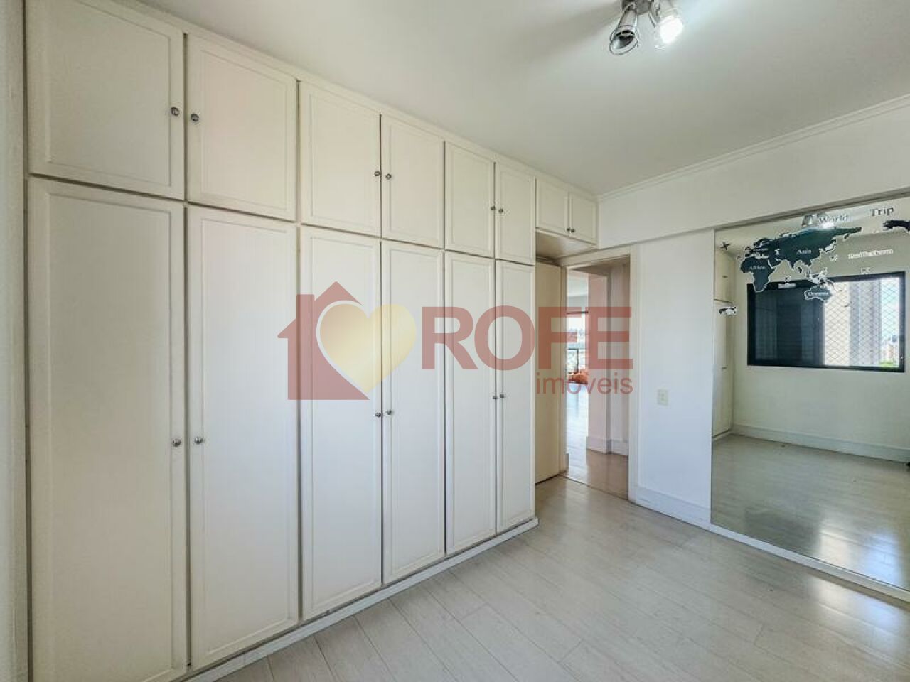 Foto 15 - RF46435