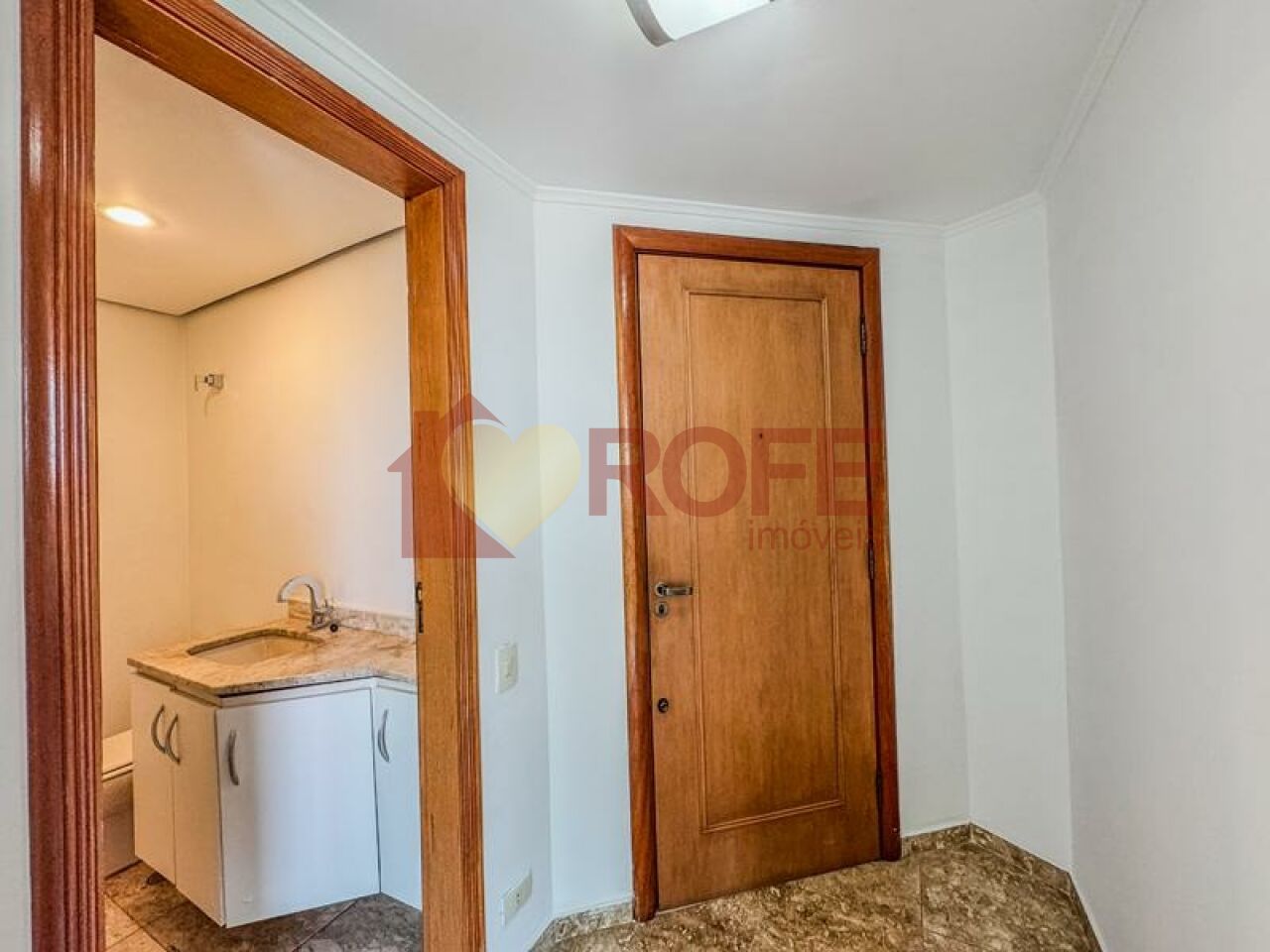 Foto 34 - RF46435
