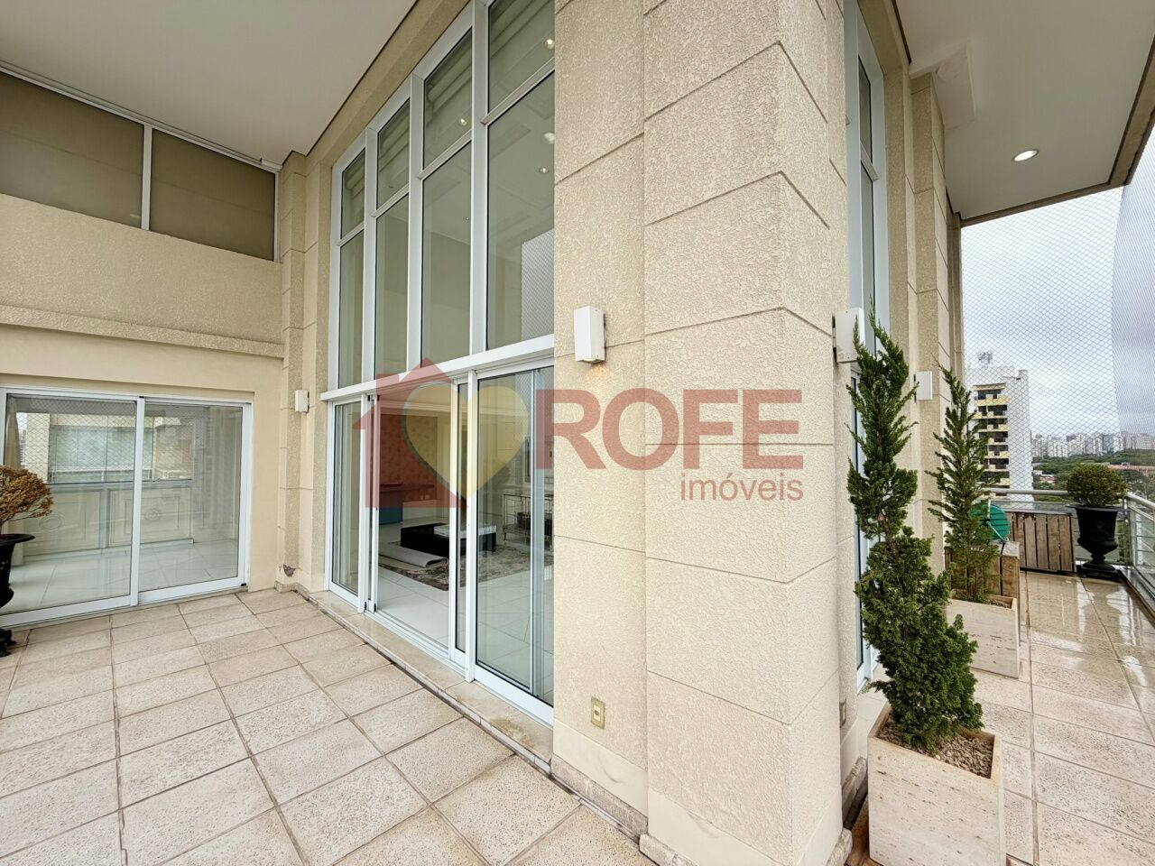 Foto 7 - RF46456