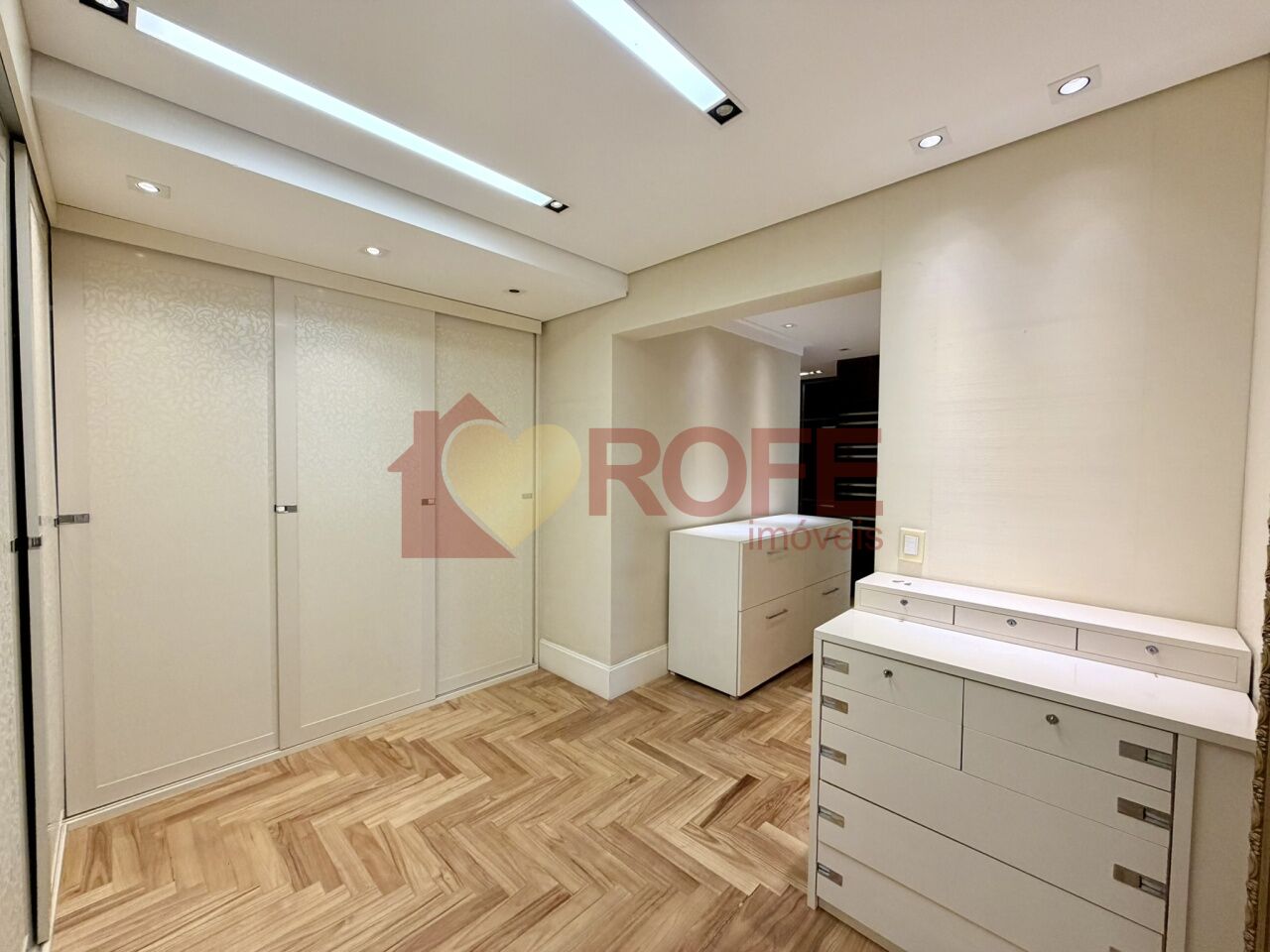 Foto 30 - RF46456