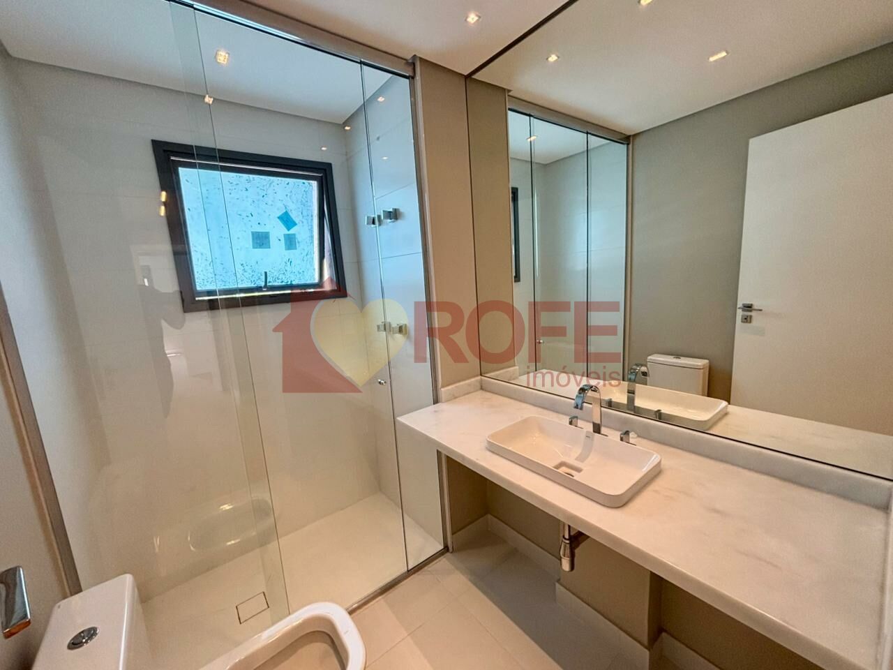 Foto 4 - RF46477