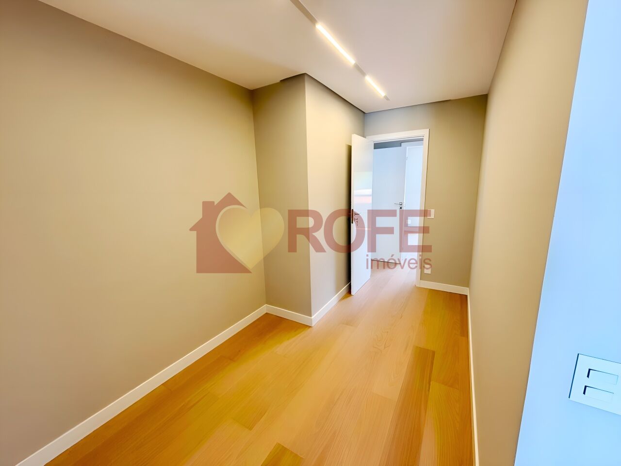 Foto 6 - RF46478