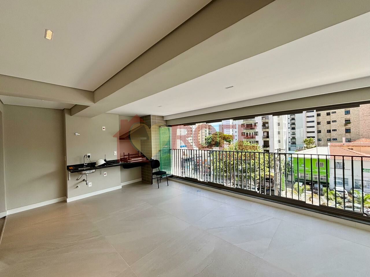 Foto 13 - RF46489