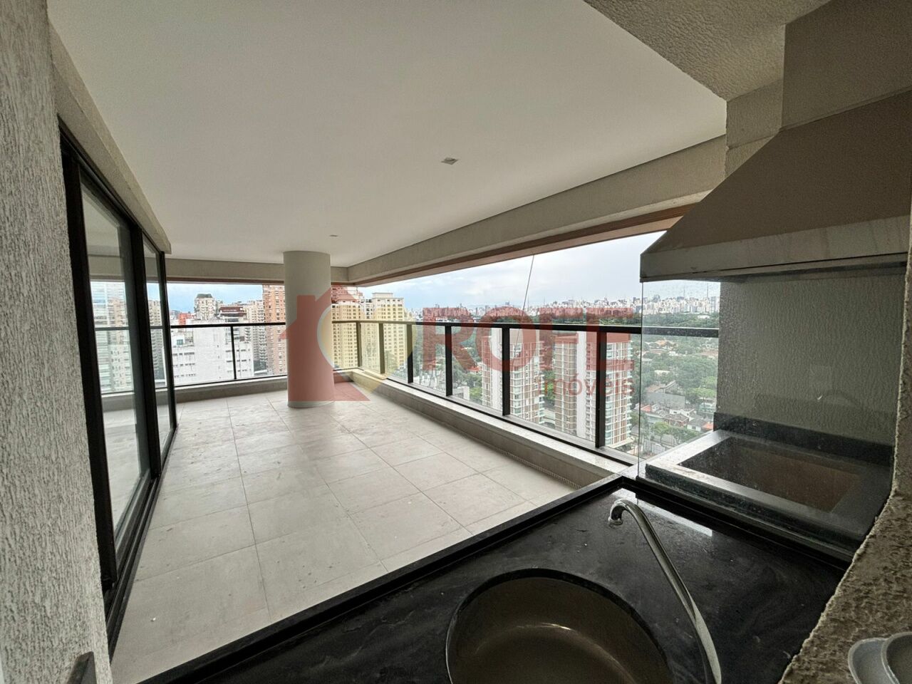 Foto 5 - RF46499