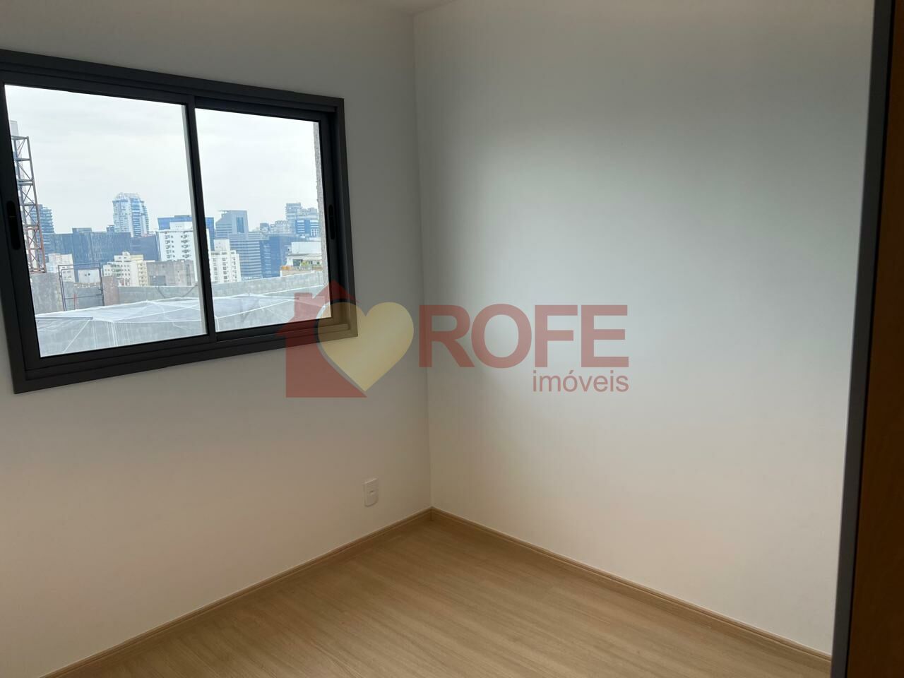 Foto 8 - RF46506