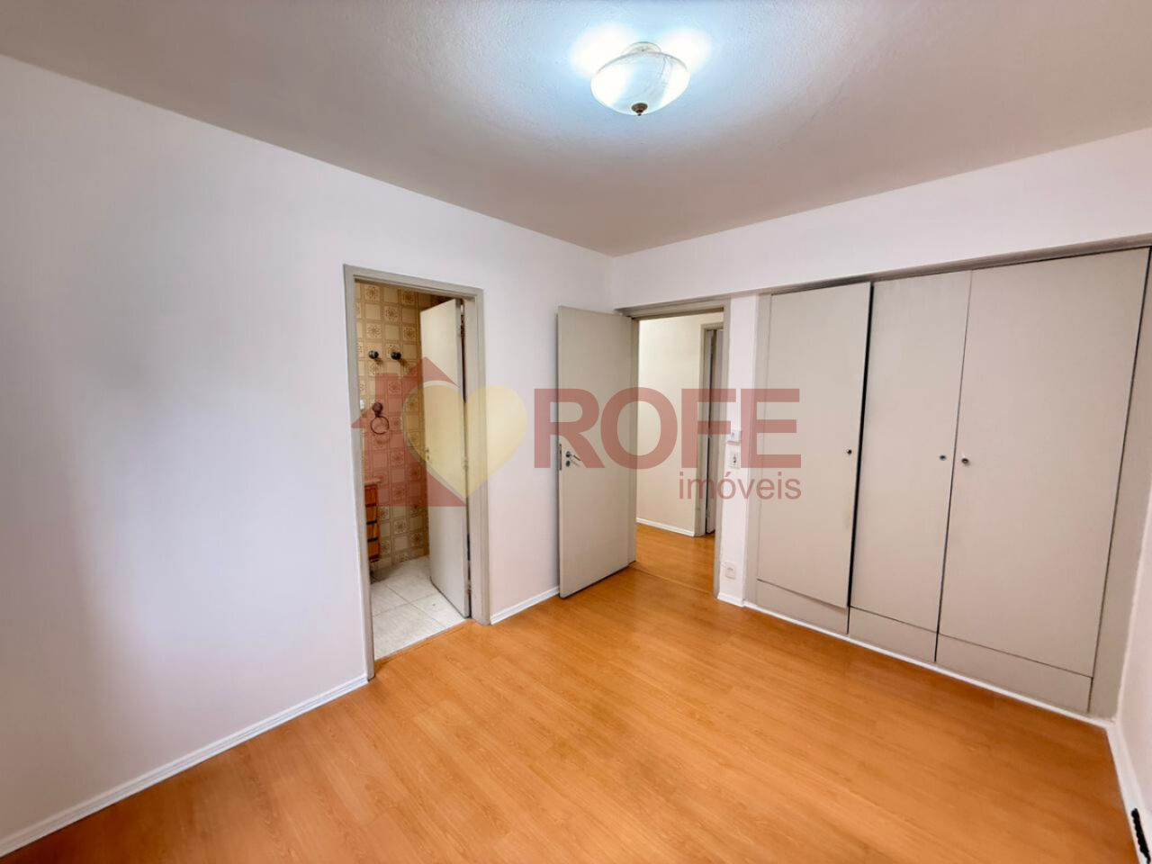 Foto 15 - RF46538