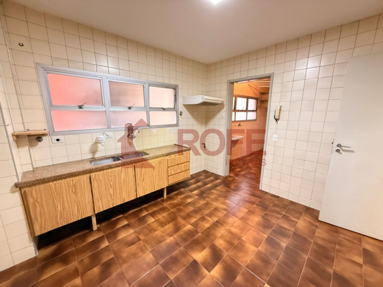 Foto 25 - RF46538