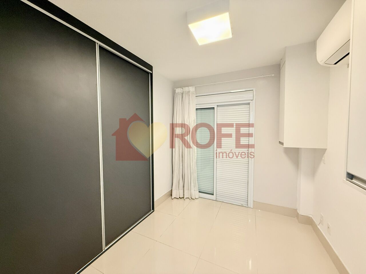 Foto 13 - RF46558