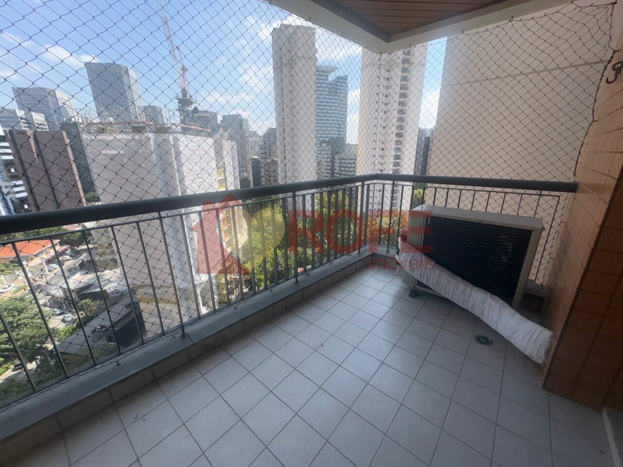 Foto 4 - RF46578