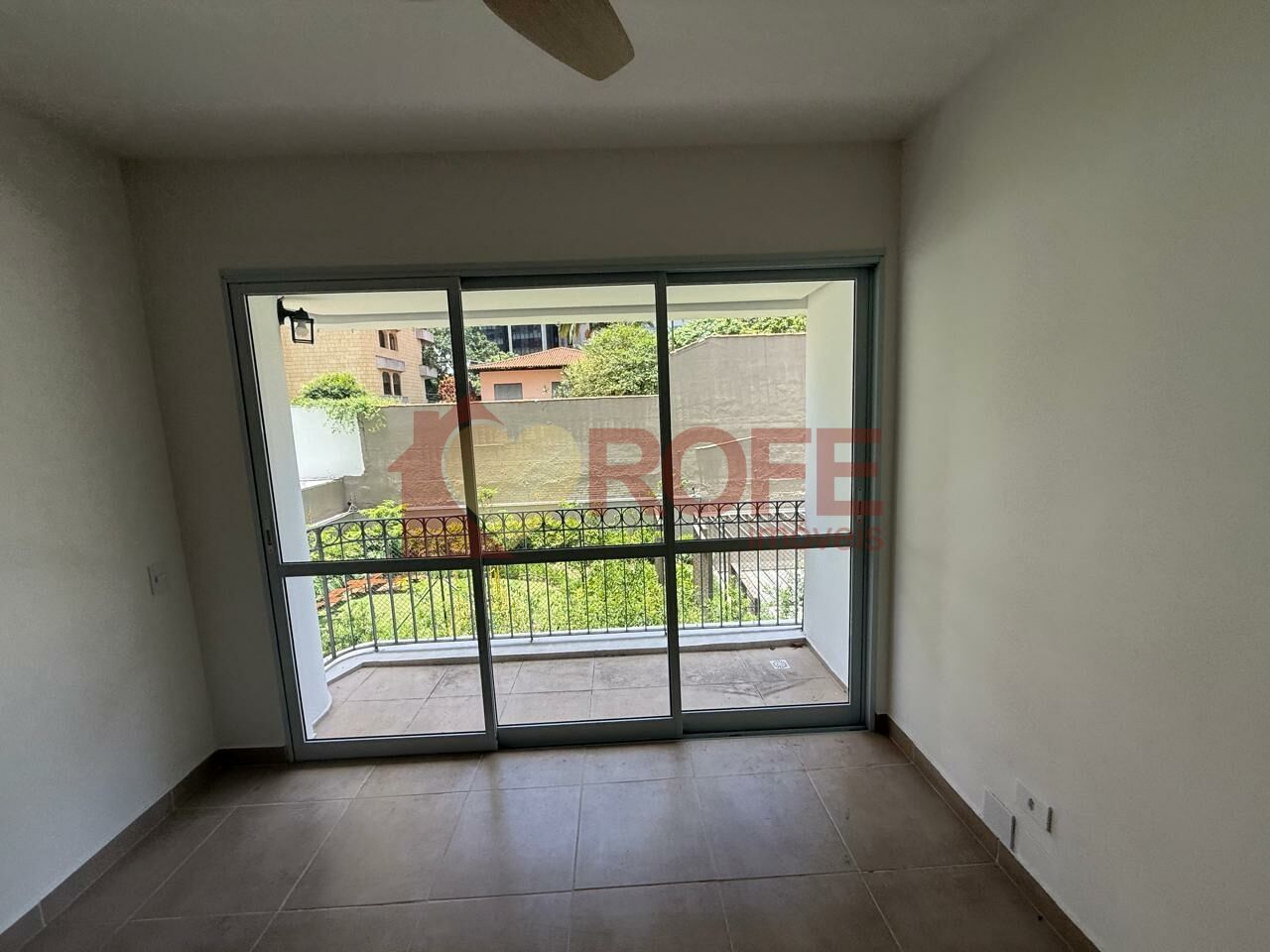 Foto 4 - RF46609