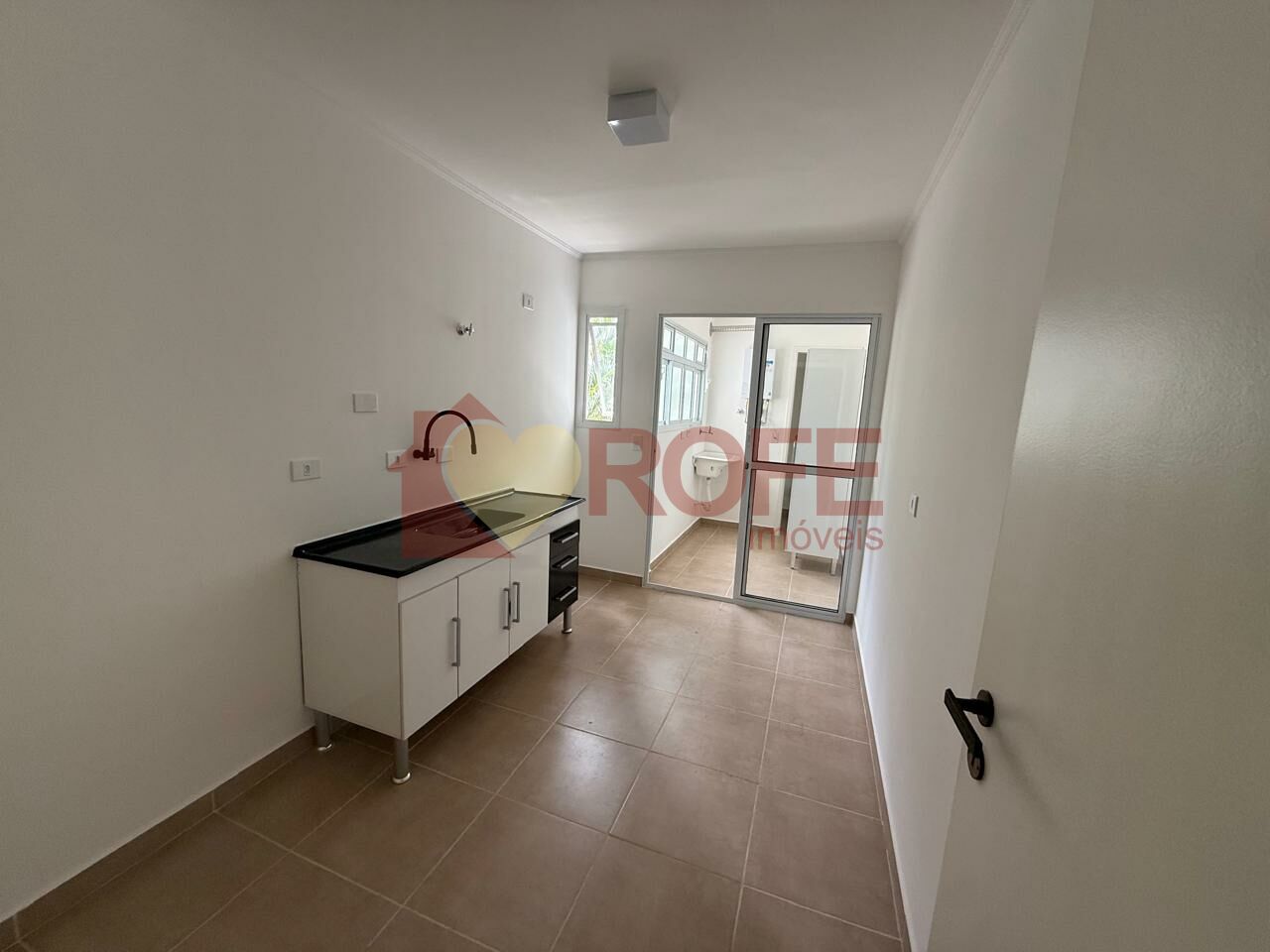 Foto 8 - RF46609